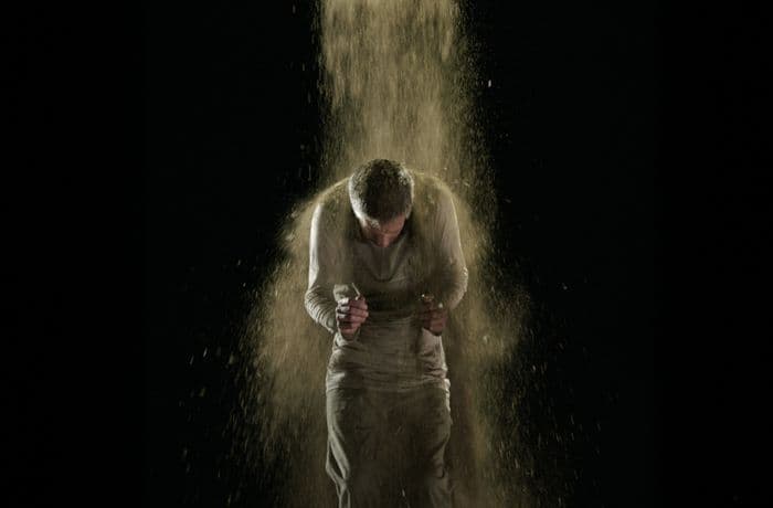 Bill Viola w Toruniu: Wystawa, która porusza duszę