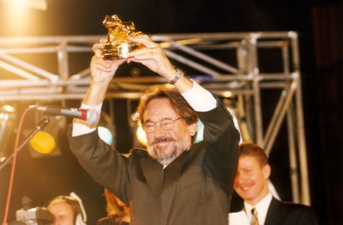 1997 Vilmos Zsigmond [©Camerimage].jpg