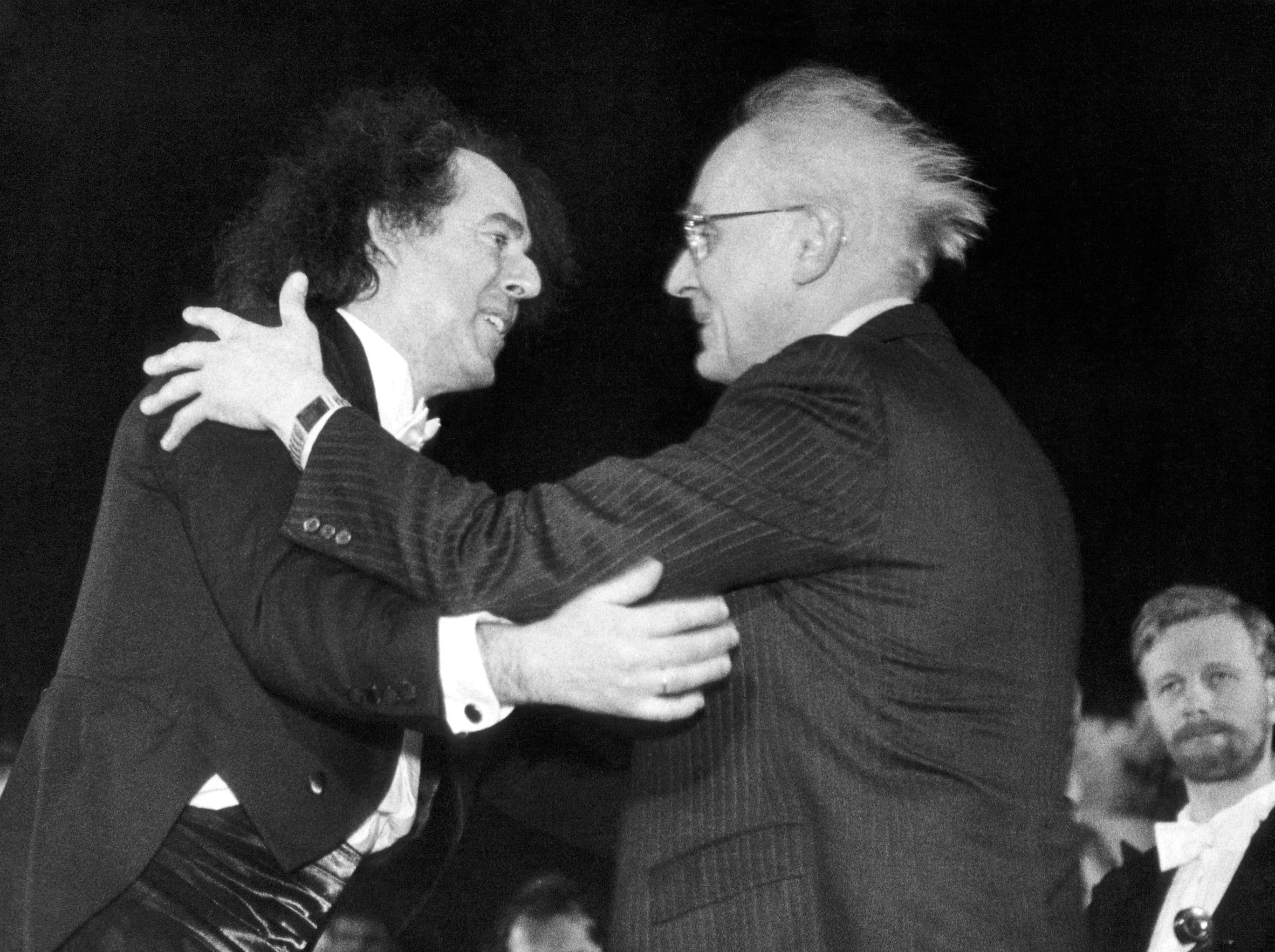 1993 Closing ceremony.jpg 1993 Closing ceremony.jpg