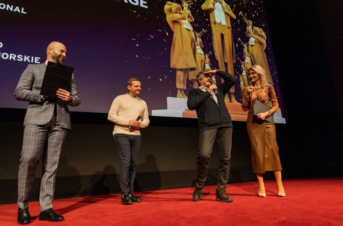 2022 zapowiedź Below The Surface, R. Zawierucha i J. Bławut , fot Witek Szydłowskii, @witekszydlowskifotografie.jpg 2022 zapowiedź Below The Surface, R. Zawierucha i J. Bławut , fot Witek Szydłowskii, @witekszydlowskifotografie.jpg